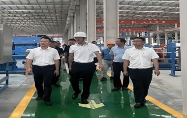 宜賓市南溪區(qū)區(qū)委副書記陳元華蒞臨指導(dǎo)